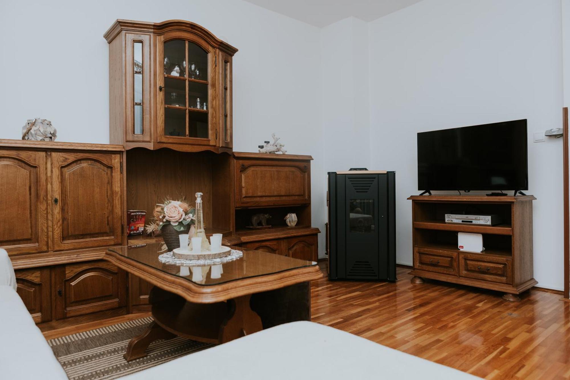 Gospić Apartman Antonio מראה חיצוני תמונה